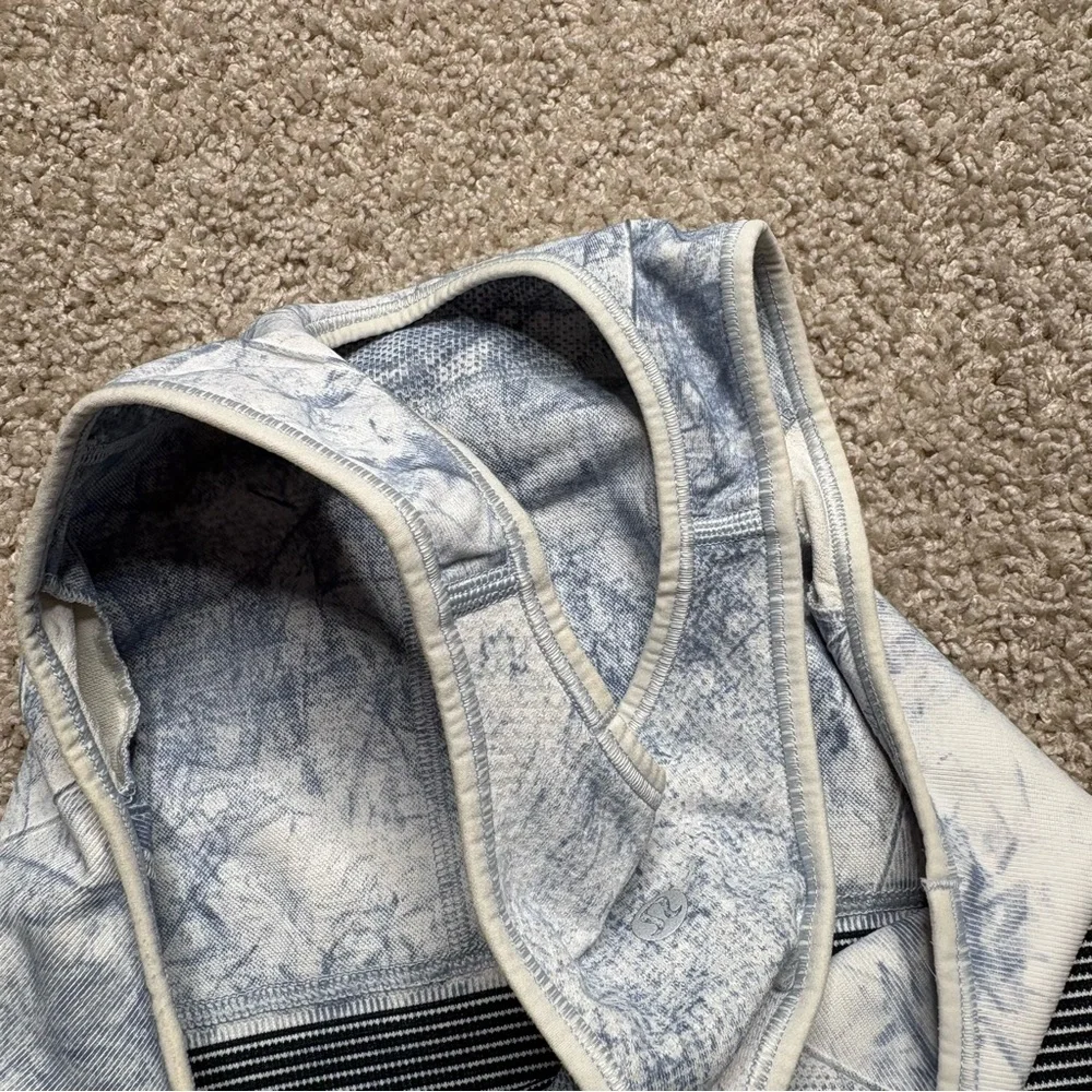 Lululemon Ebb to Train Bra *Wash